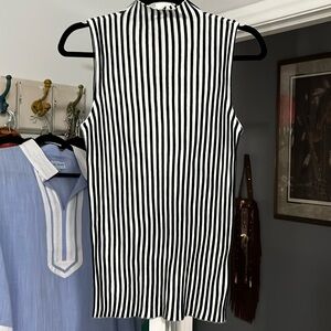 NWT-KENNETH COLE SLEEVELESS TOP